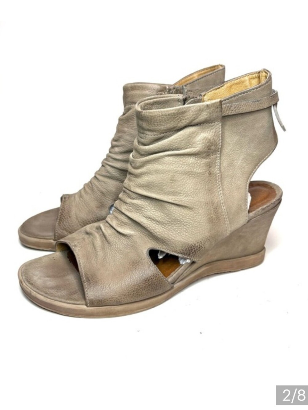 Mjus | Open-Toe Leather Taupe Wedge Ankle Sandal | 40